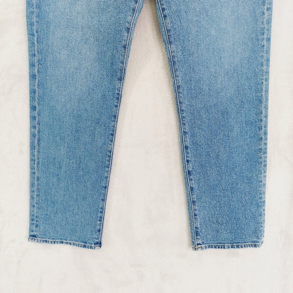 New EDWIN  Hana High Rise Straight in Wallflower Jeans P2968 - Picture 3 of 11